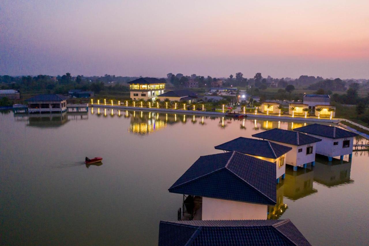 Lumbini Palace Resort Exterior photo